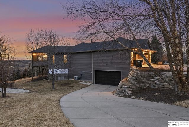 853 Skyline Drive, Blair, NE 68008
