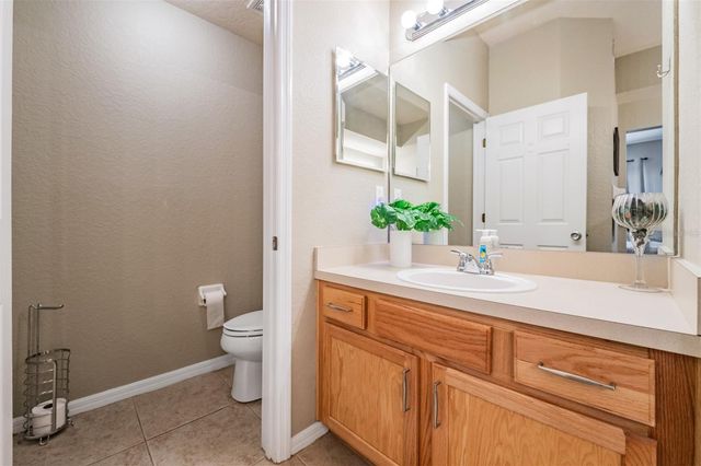 1827 HAMMOCKS AVENUE 1827, Lutz, FL 33549