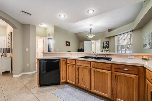 1827 HAMMOCKS AVENUE 1827, Lutz, FL 33549