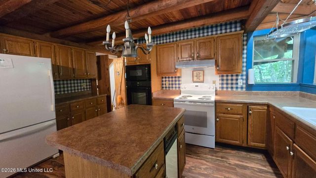 4259 N Red Banks Road, Byhalia, MS 38611