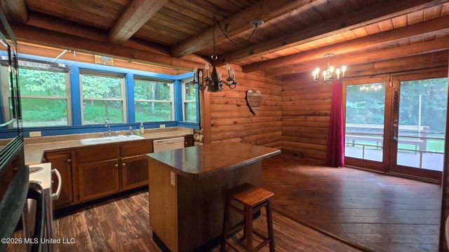4259 N Red Banks Road, Byhalia, MS 38611