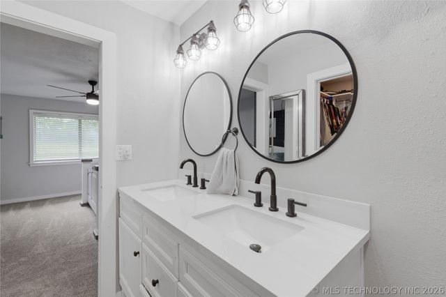 6862 S 337th West Avenue, Mannford, OK 74044