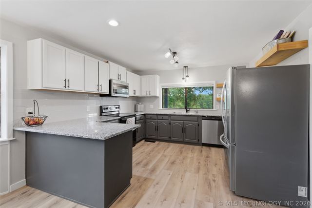 6862 S 337th West Avenue, Mannford, OK 74044