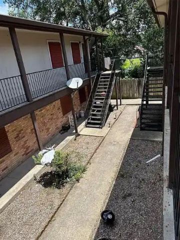 525 Laurel Street 6, La Marque, TX 77568