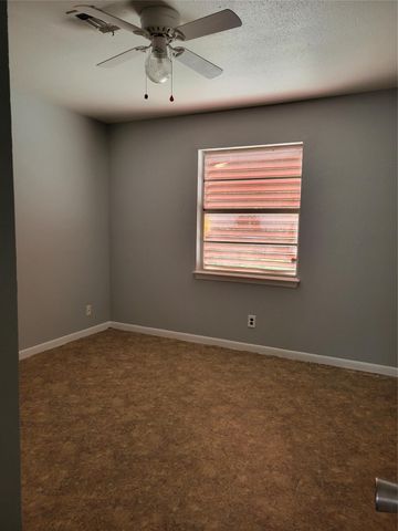 525 Laurel Street 6, La Marque, TX 77568