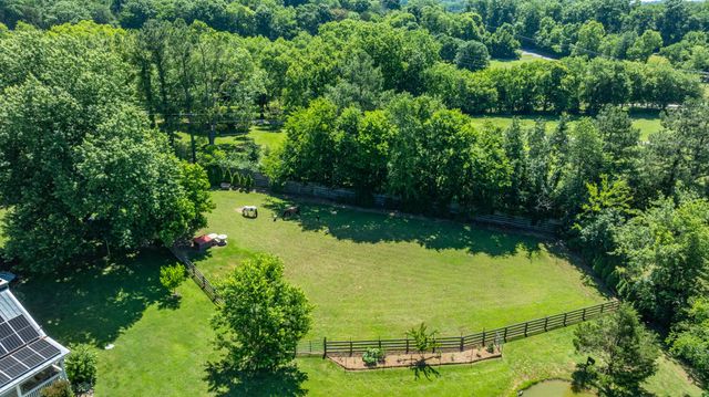 2726 McLemore Rd, Franklin, TN 37064