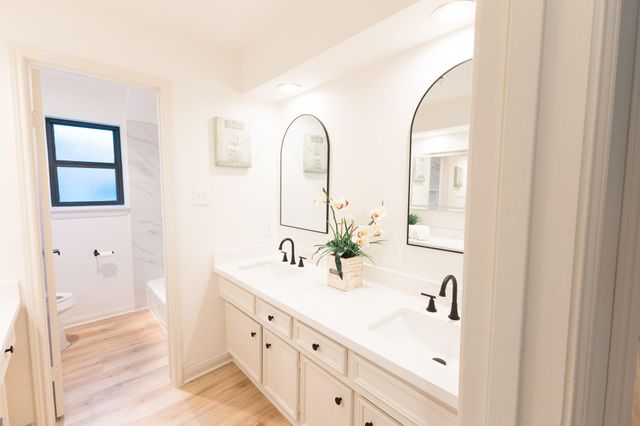 1306 Chestnut Ridge Road, Kingwood, TX 77339