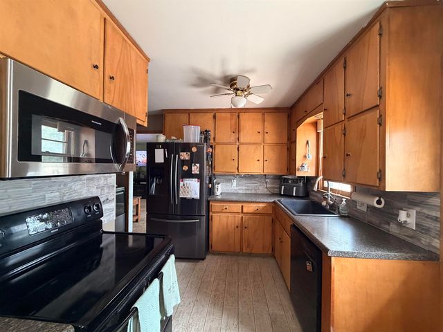 211 E English, Mulvane, KS 67110