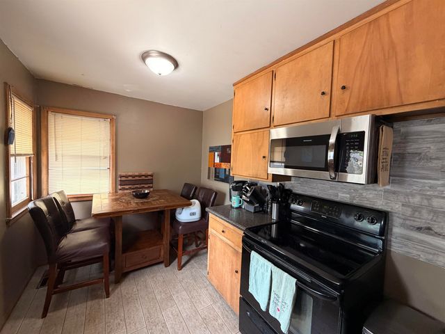 211 E English, Mulvane, KS 67110