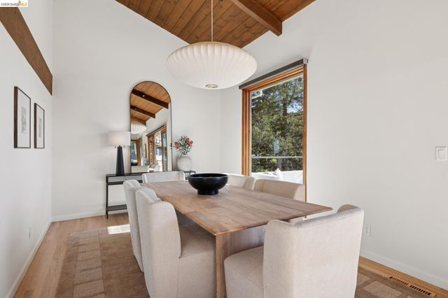 5 Abbott Way, Piedmont, CA 94618