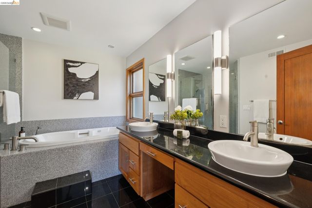 5 Abbott Way, Piedmont, CA 94618