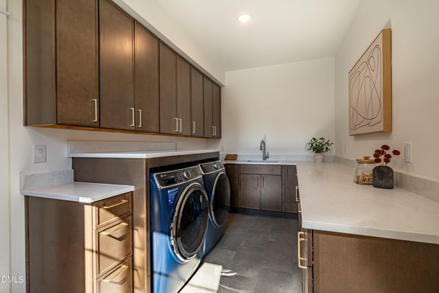 46 Walnut Branch Road, Chapel Hill, NC 27516