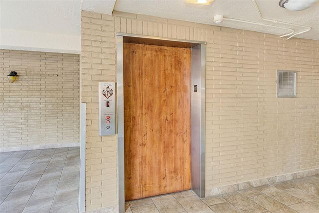 6070 80TH STREET N 415, St Petersburg, FL 33709