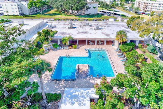 6070 80TH STREET N 415, St Petersburg, FL 33709