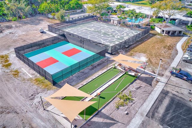 6070 80TH STREET N 415, St Petersburg, FL 33709