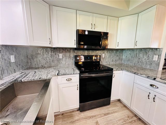 3828 Sunbird Circle, Sebring, FL 33872