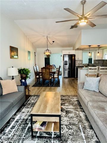 3828 Sunbird Circle, Sebring, FL 33872