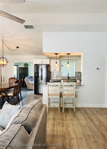 3828 Sunbird Circle, Sebring, FL 33872