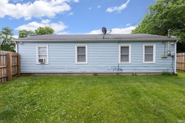 2015 N Elmer Street, South Bend, IN 46628