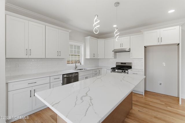 3 Lillian Street, Fords, NJ 08863