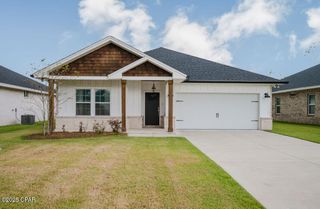 2605 Outlaws Way, Panama City, FL 32405