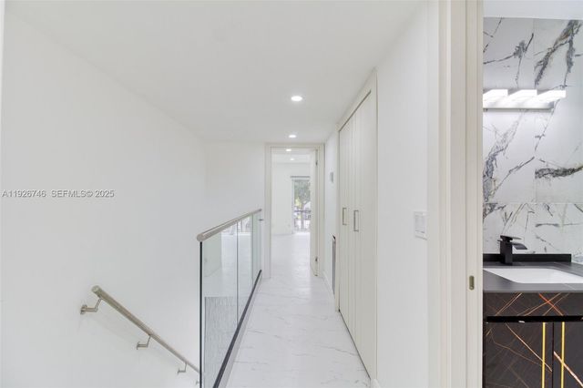 5235 SW 40th Ave 38, Dania Beach, FL 33314