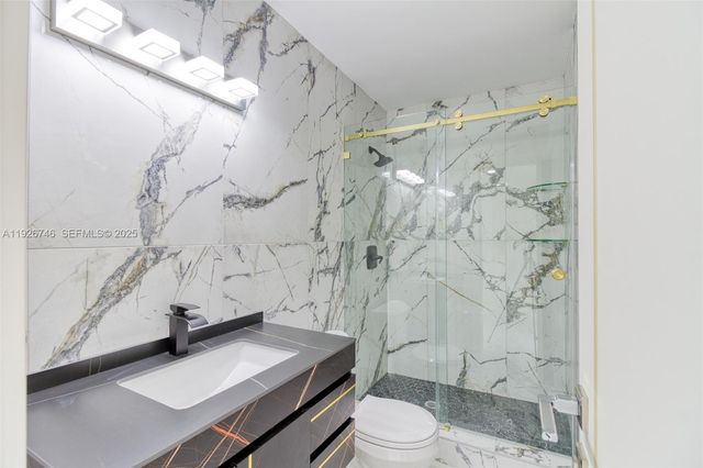 5235 SW 40th Ave 38, Dania Beach, FL 33314