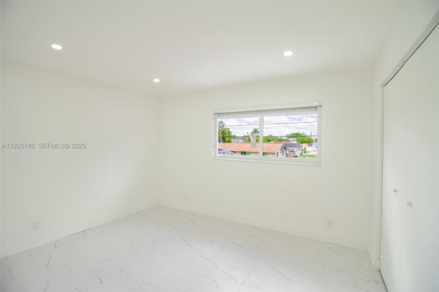 5235 SW 40th Ave 38, Dania Beach, FL 33314