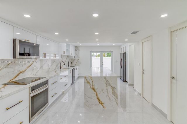 5235 SW 40th Ave 38, Dania Beach, FL 33314