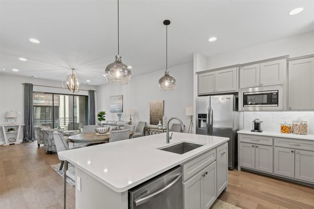 2741 Merrimac Street 101, Fort Worth, TX 76107