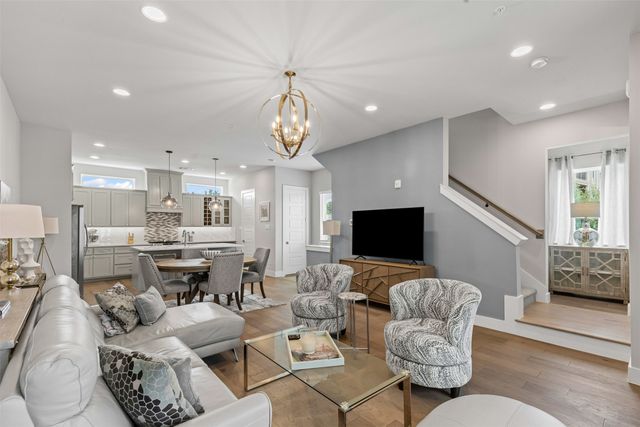 2741 Merrimac Street 101, Fort Worth, TX 76107