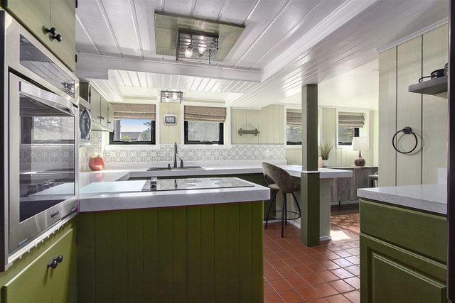 5869 River Road, Sodus, MI 49126