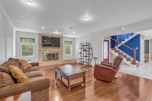 509 Glen Haven Drive, Conroe, TX 77385