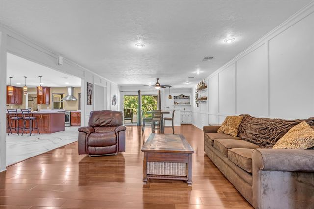 509 Glen Haven Drive, Conroe, TX 77385