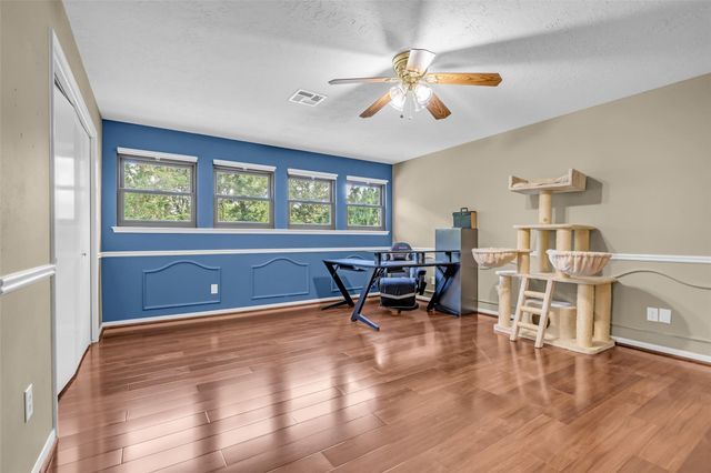 509 Glen Haven Drive, Conroe, TX 77385