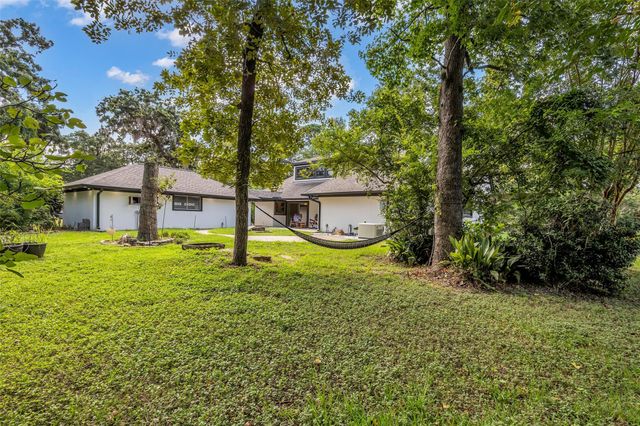 509 Glen Haven Drive, Conroe, TX 77385