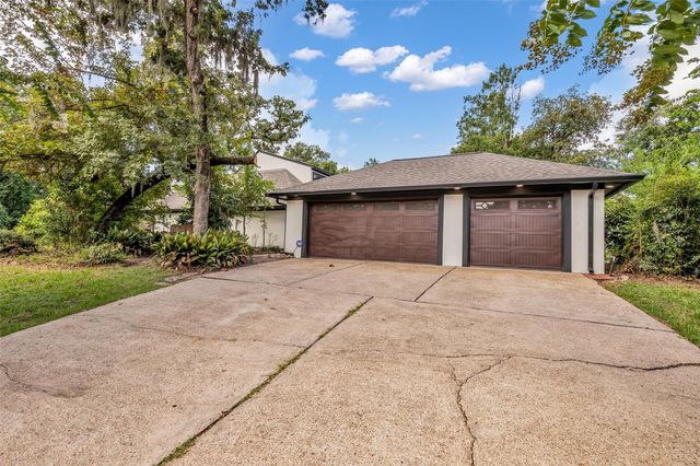 509 Glen Haven Drive, Conroe, TX 77385
