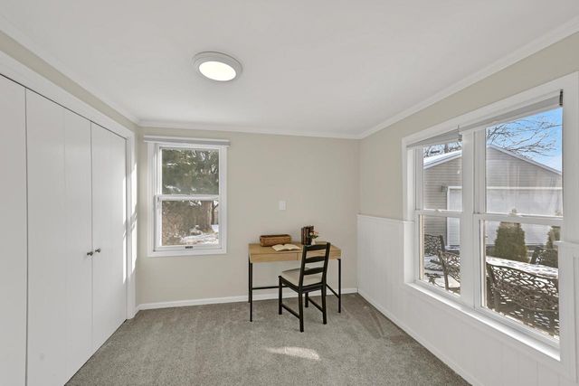 320 S Honey Creek DRIVE, Milwaukee, WI 53214