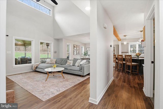 605 LAUREL RIDGE RD, Reinholds, PA 17569