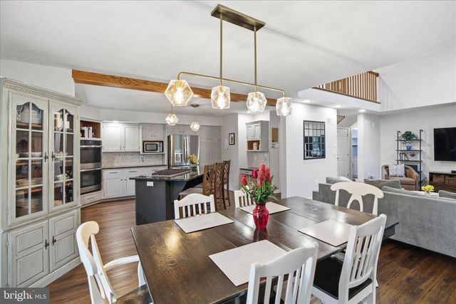 605 LAUREL RIDGE RD, Reinholds, PA 17569