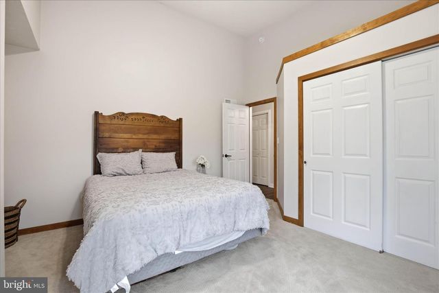 605 LAUREL RIDGE RD, Reinholds, PA 17569