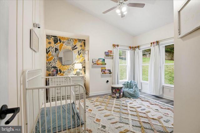 605 LAUREL RIDGE RD, Reinholds, PA 17569