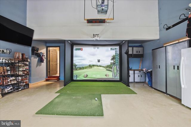 605 LAUREL RIDGE RD, Reinholds, PA 17569