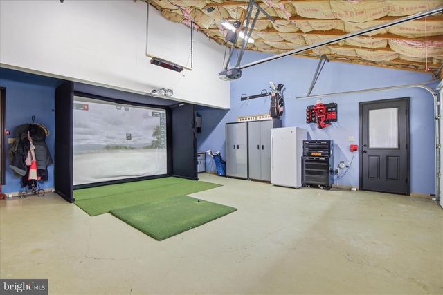 605 LAUREL RIDGE RD, Reinholds, PA 17569