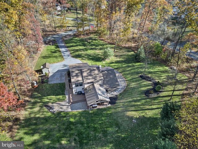 605 LAUREL RIDGE RD, Reinholds, PA 17569