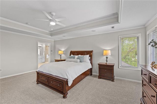 14501 Grandview Street, Overland Park, KS 66221