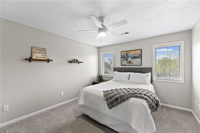 14501 Grandview Street, Overland Park, KS 66221