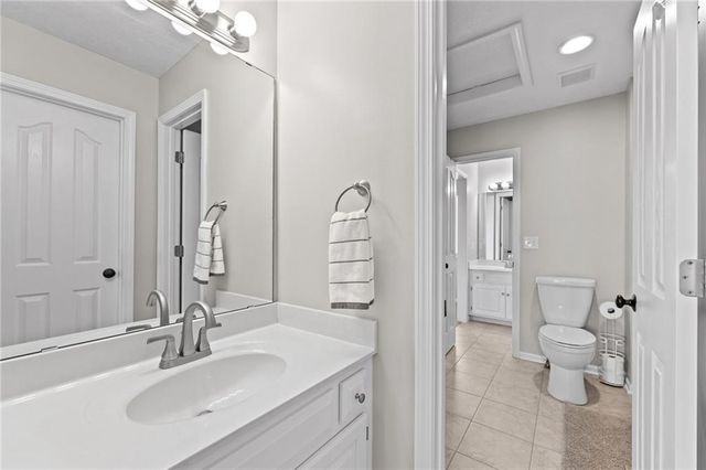14501 Grandview Street, Overland Park, KS 66221