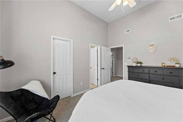 14501 Grandview Street, Overland Park, KS 66221