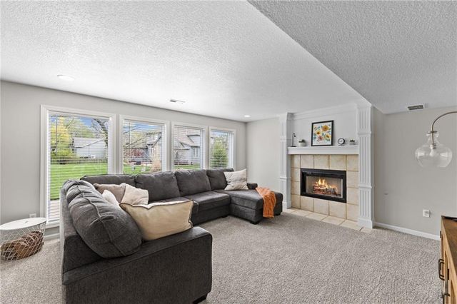 14501 Grandview Street, Overland Park, KS 66221